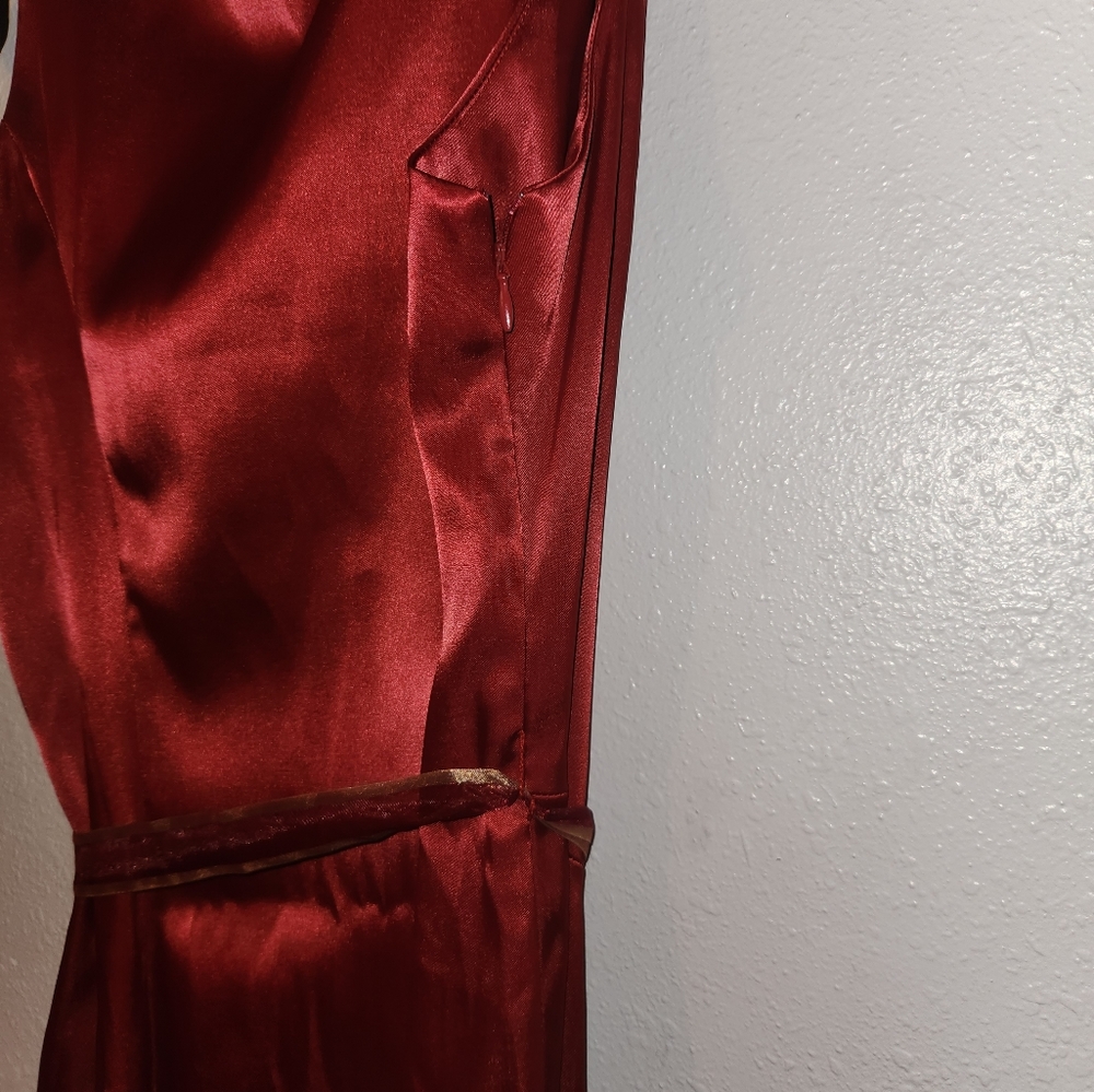 Hopeshow Burgundy Asymmetrical Dress Small - Picture 4 of 4
